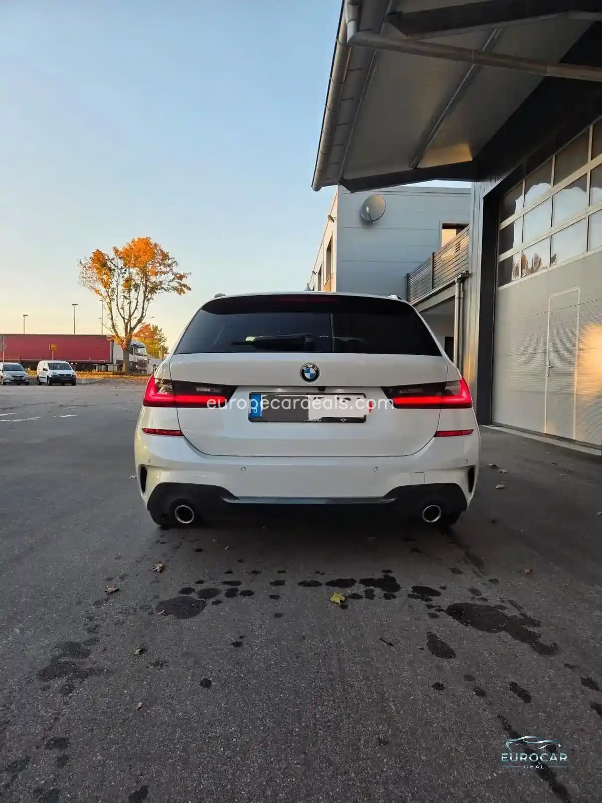 BMW 330