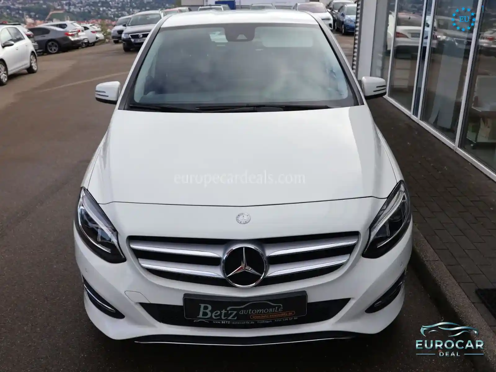 Mercedes-Benz B 180