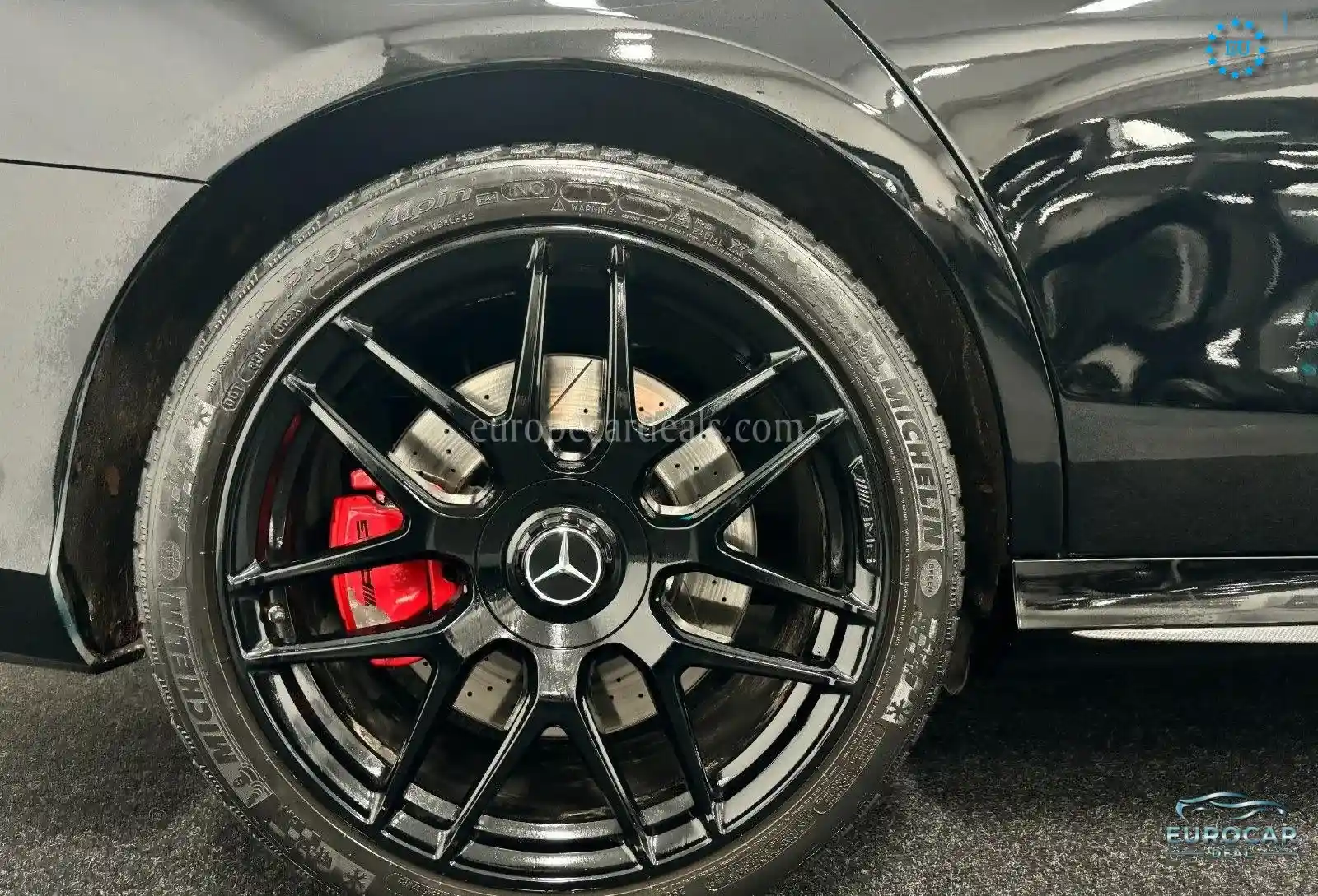 Mercedes-Benz E 63 AMG