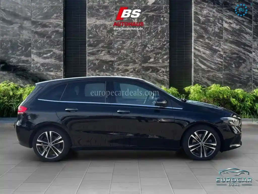 Mercedes-Benz B 220