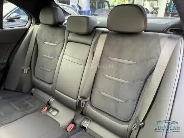 Mercedes-Benz C 63 AMG