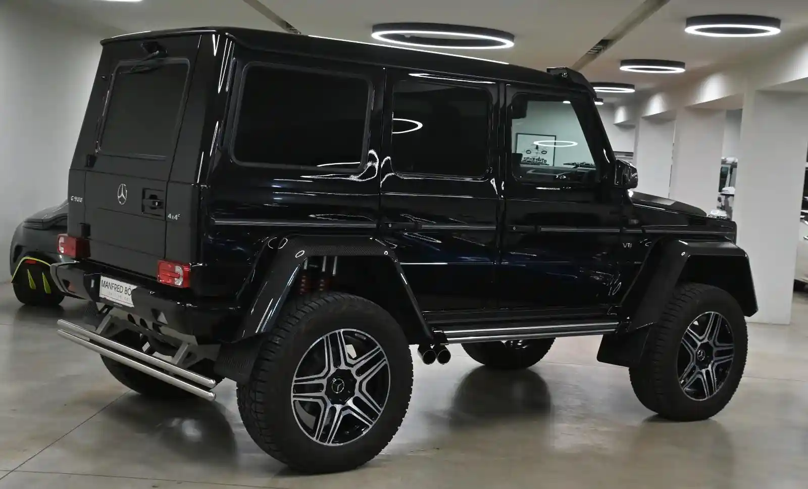 Mercedes-Benz G 500
