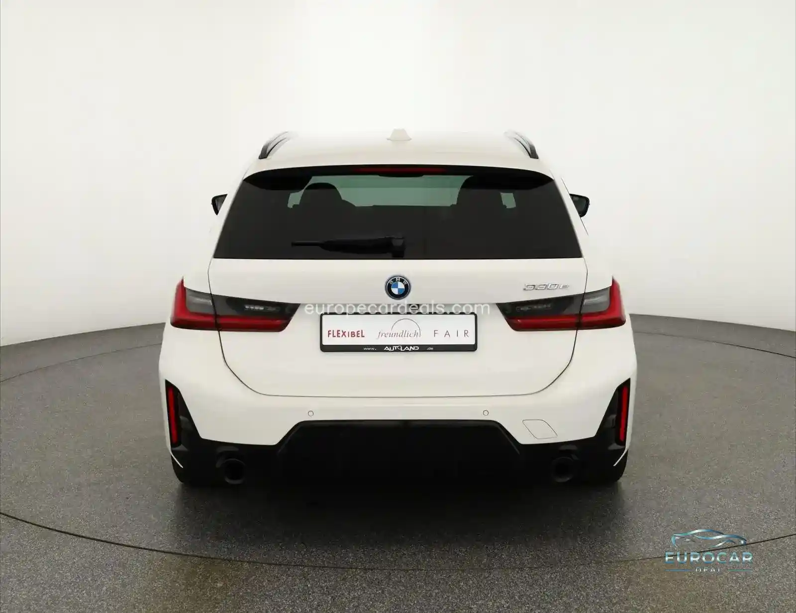 BMW 330