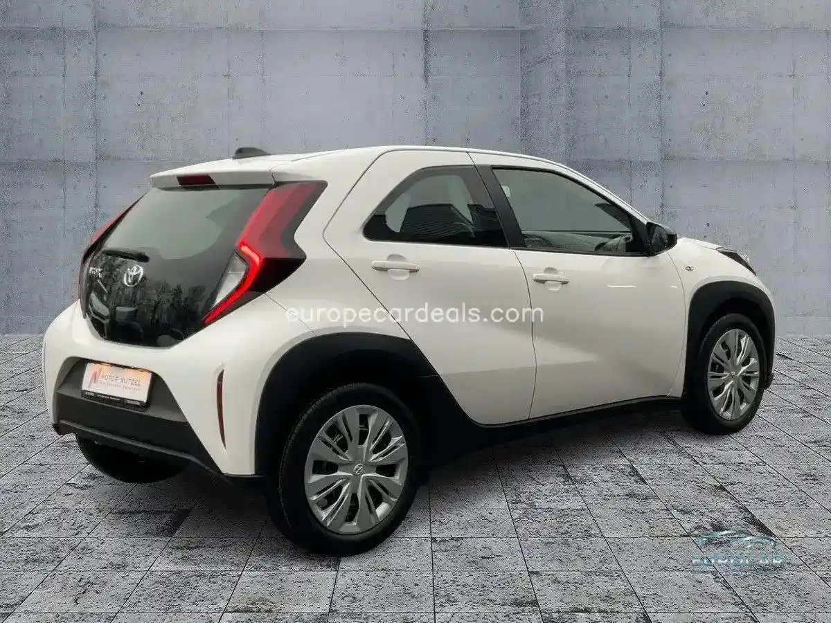 Toyota Aygo (X)