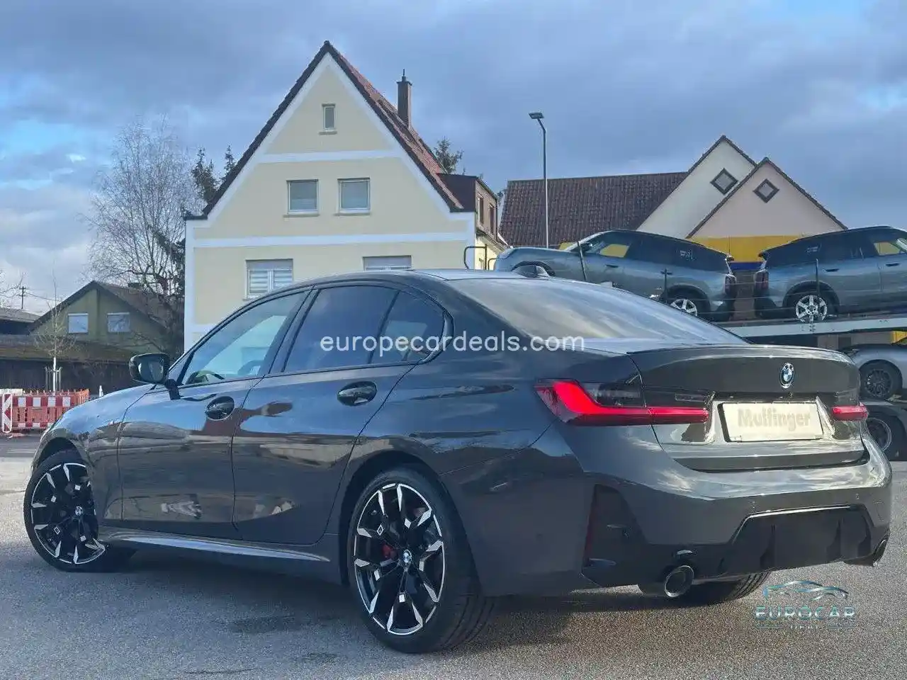 BMW 330