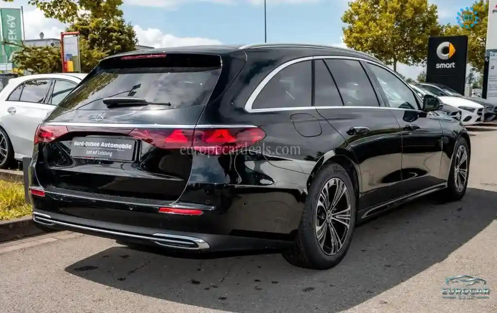 Mercedes-Benz E 220