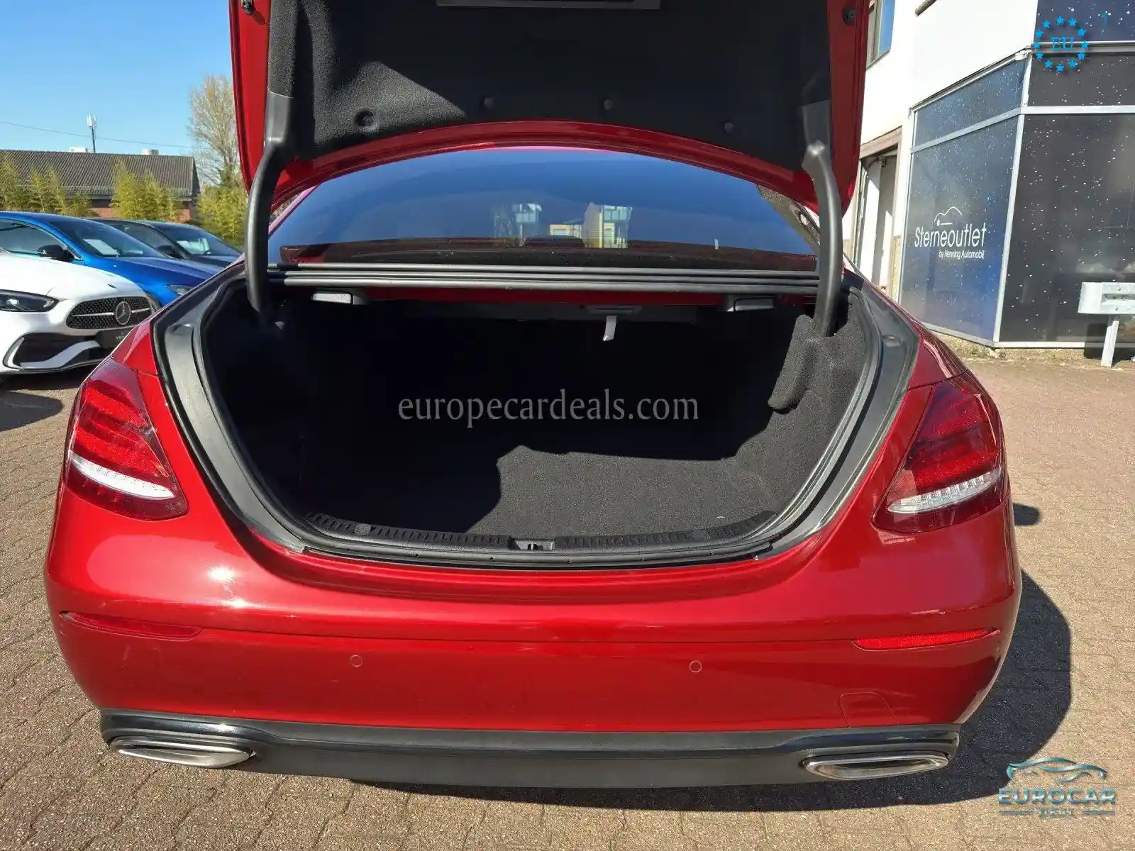 Mercedes-Benz E 200