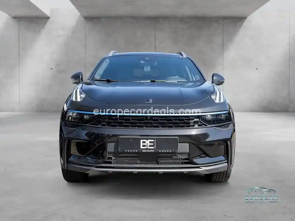 Lynk&Co 01