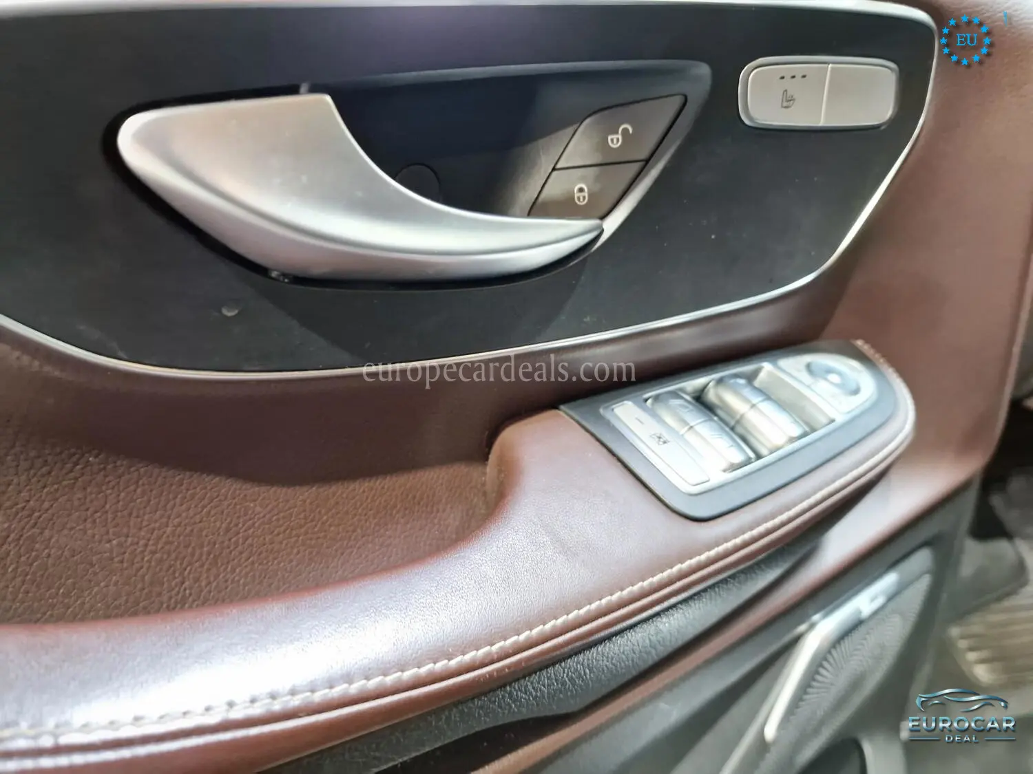 Mercedes-Benz V 220