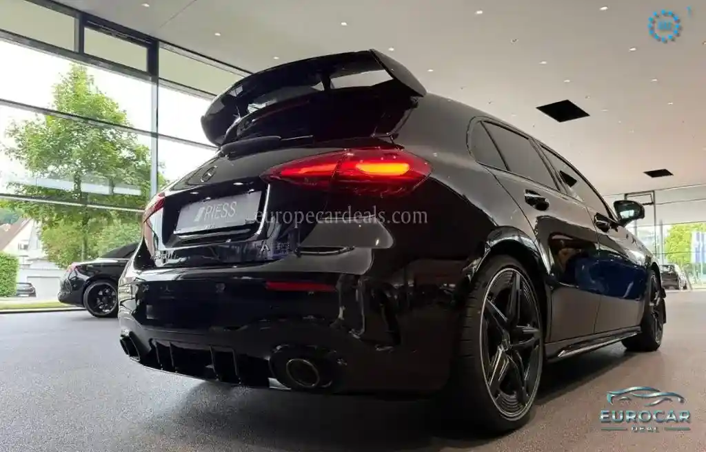 Mercedes-Benz A 35 AMG