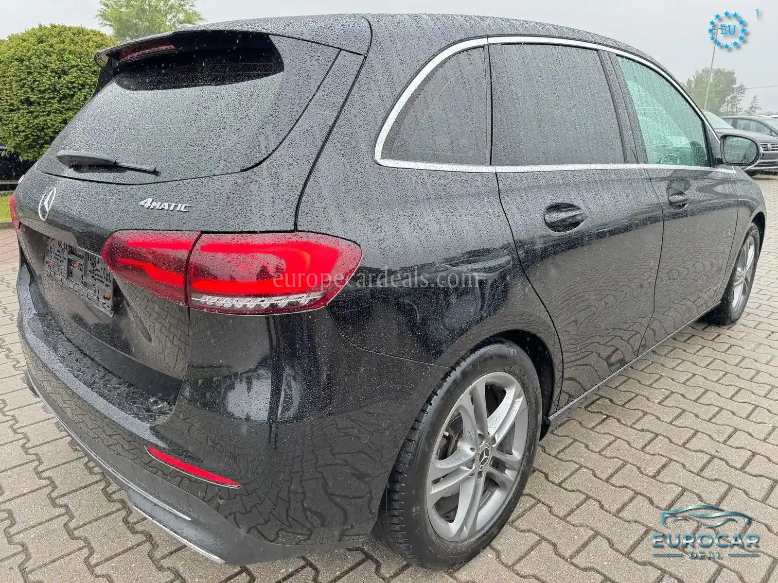 Mercedes-Benz B 220