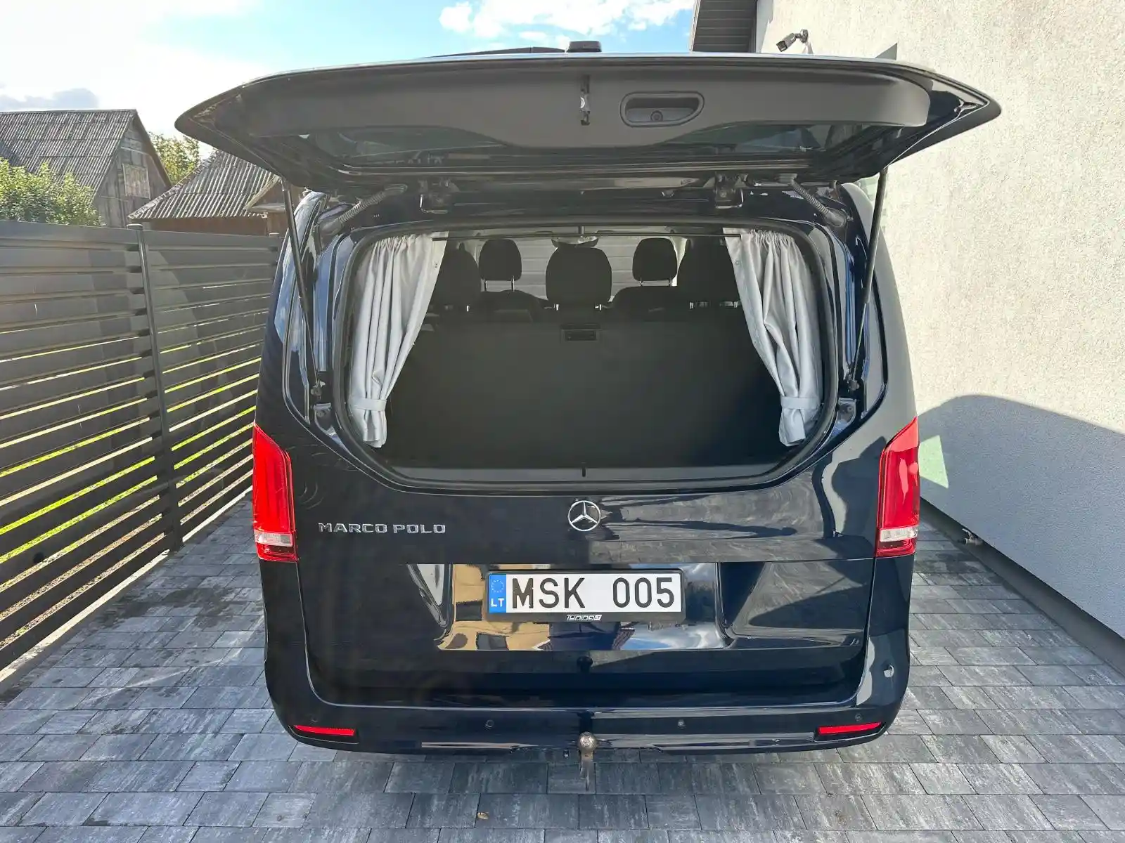 Mercedes-Benz V 200