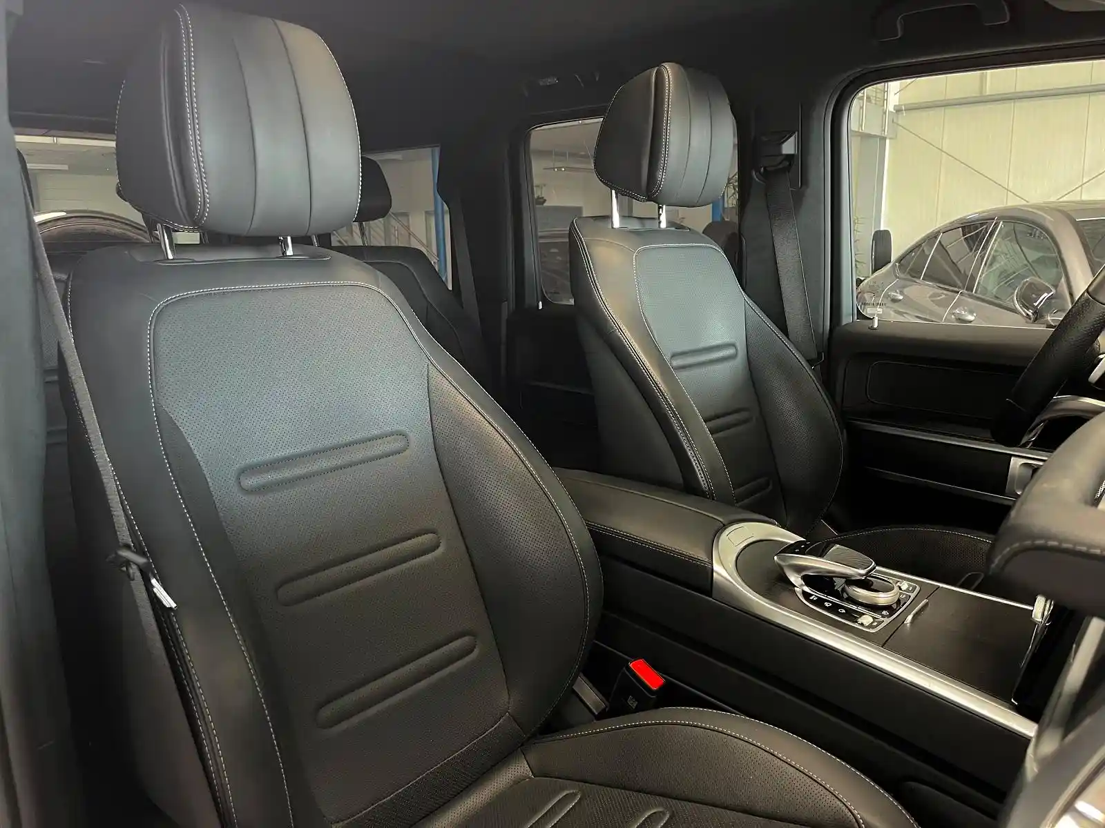 Mercedes-Benz G 500
