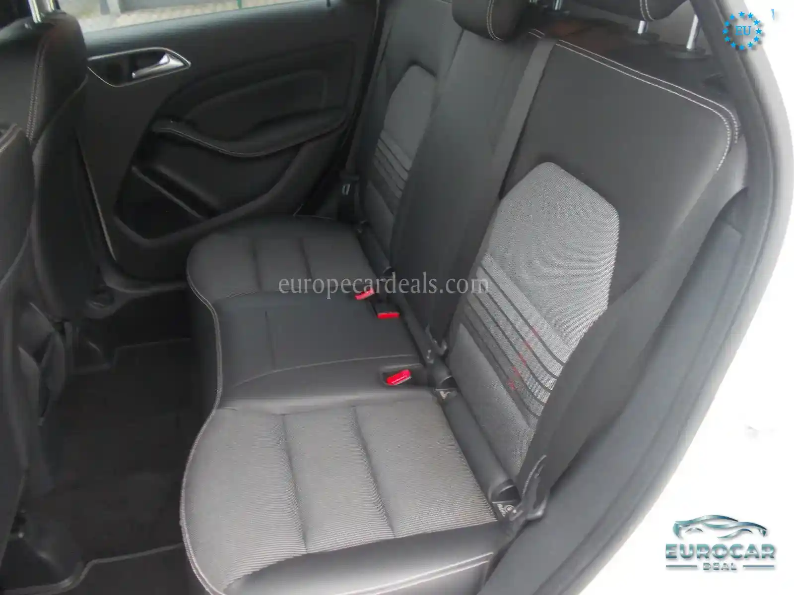 Mercedes-Benz B 220