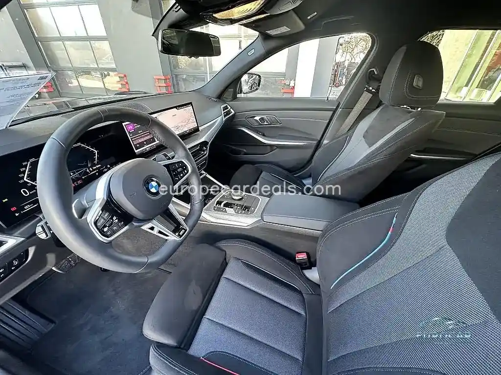 BMW 330
