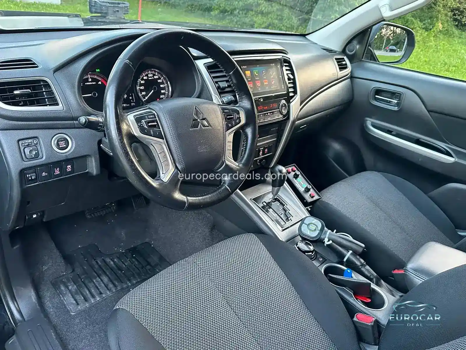 Mitsubishi L200