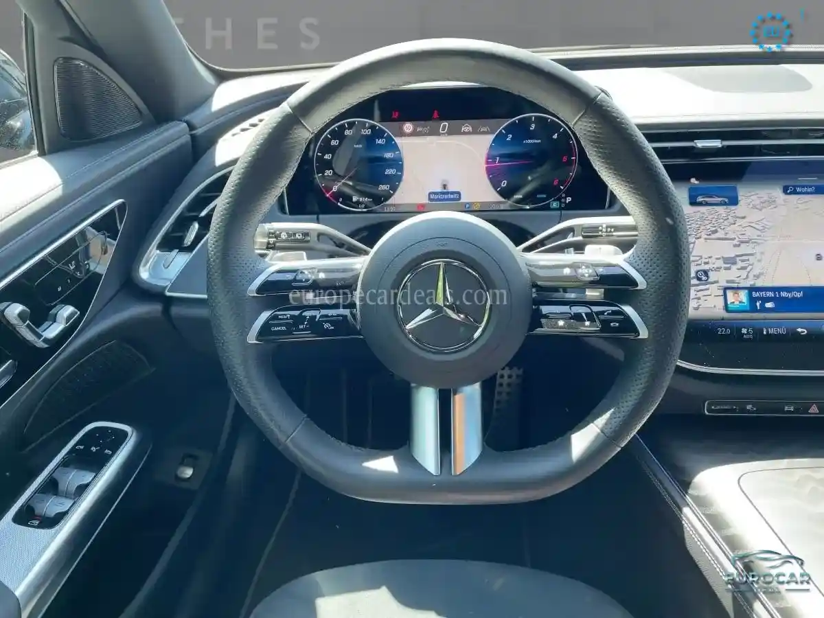 Mercedes-Benz E 220