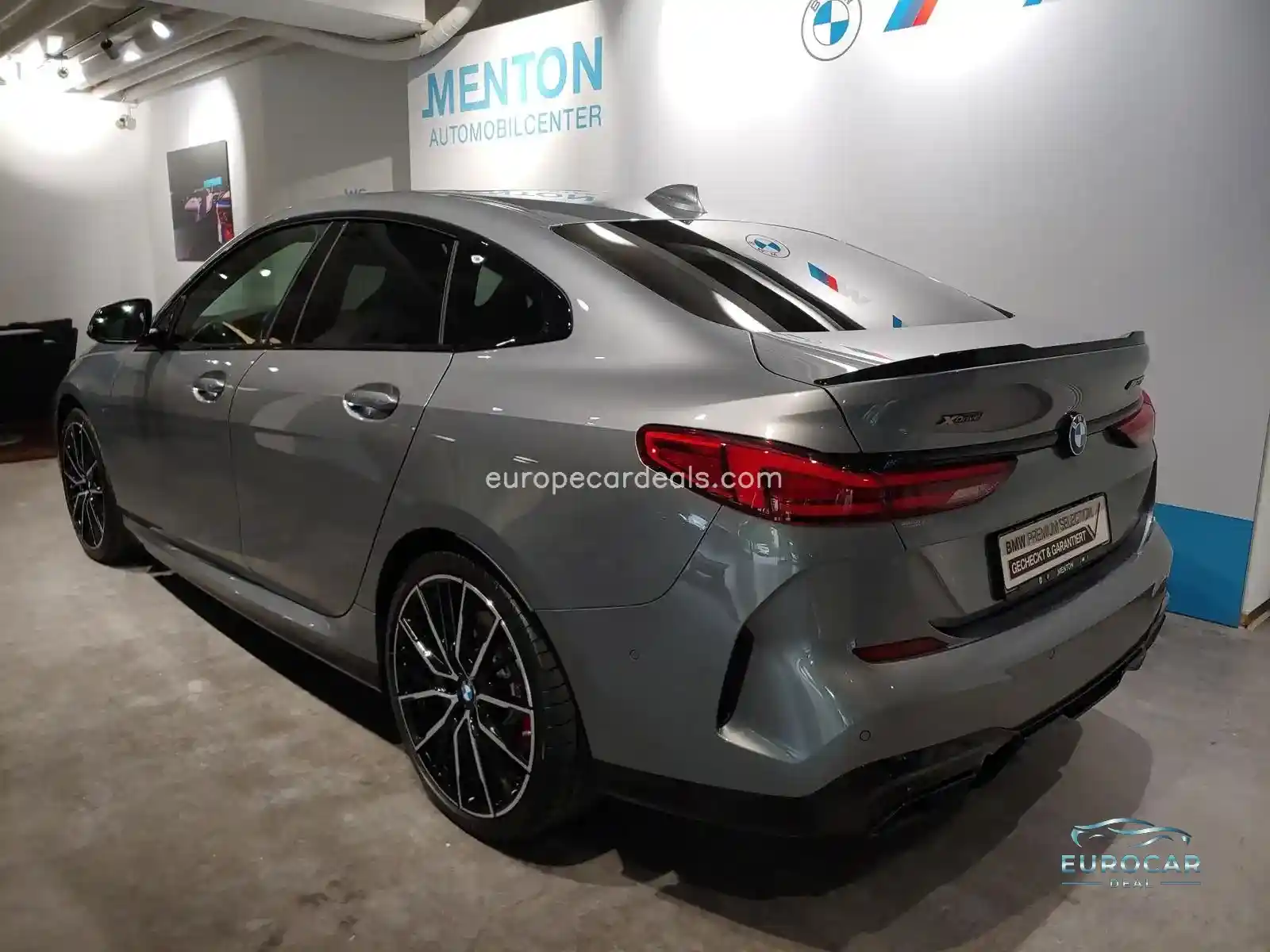 BMW M235