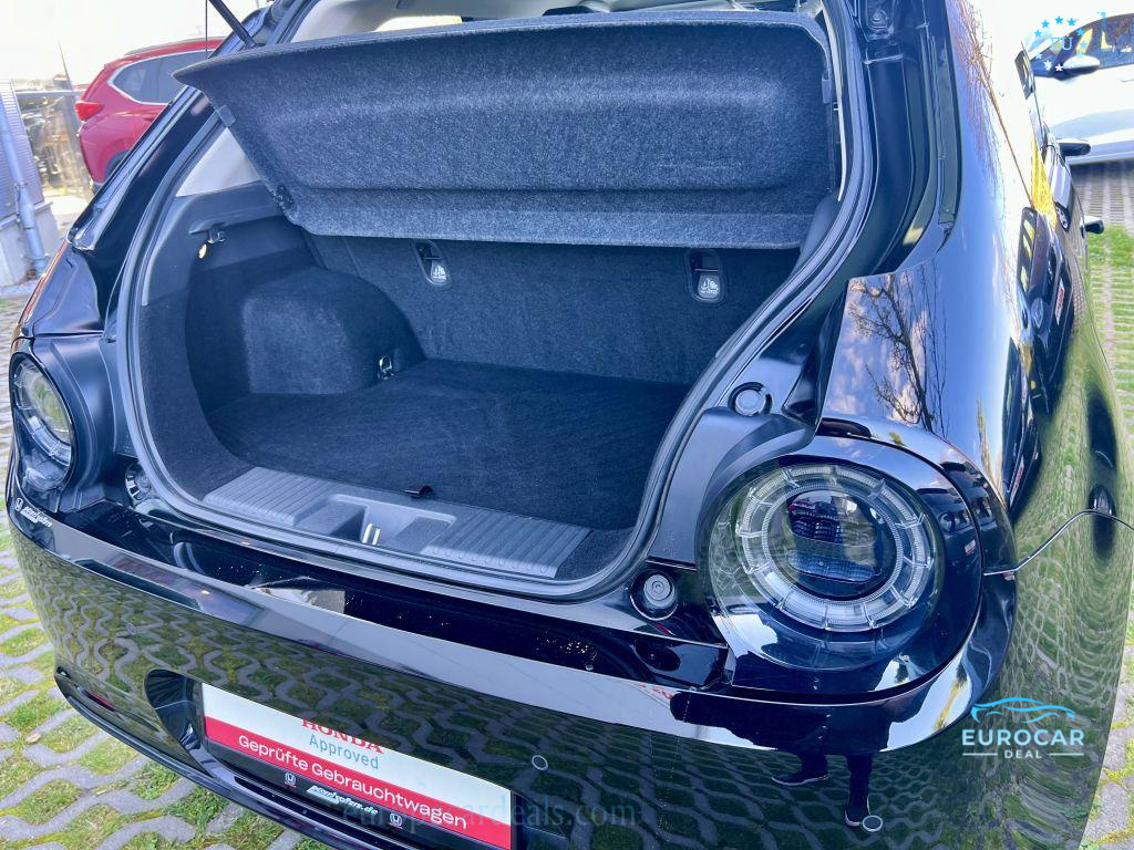 Honda e