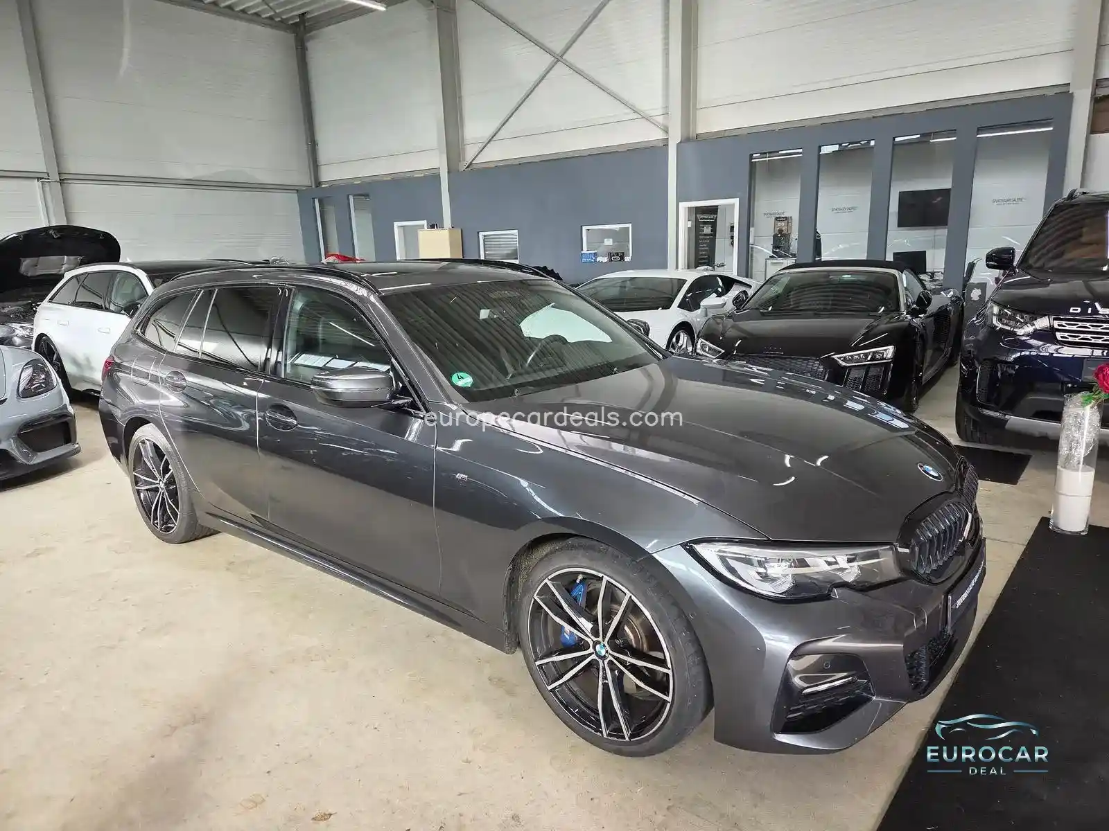 BMW 330