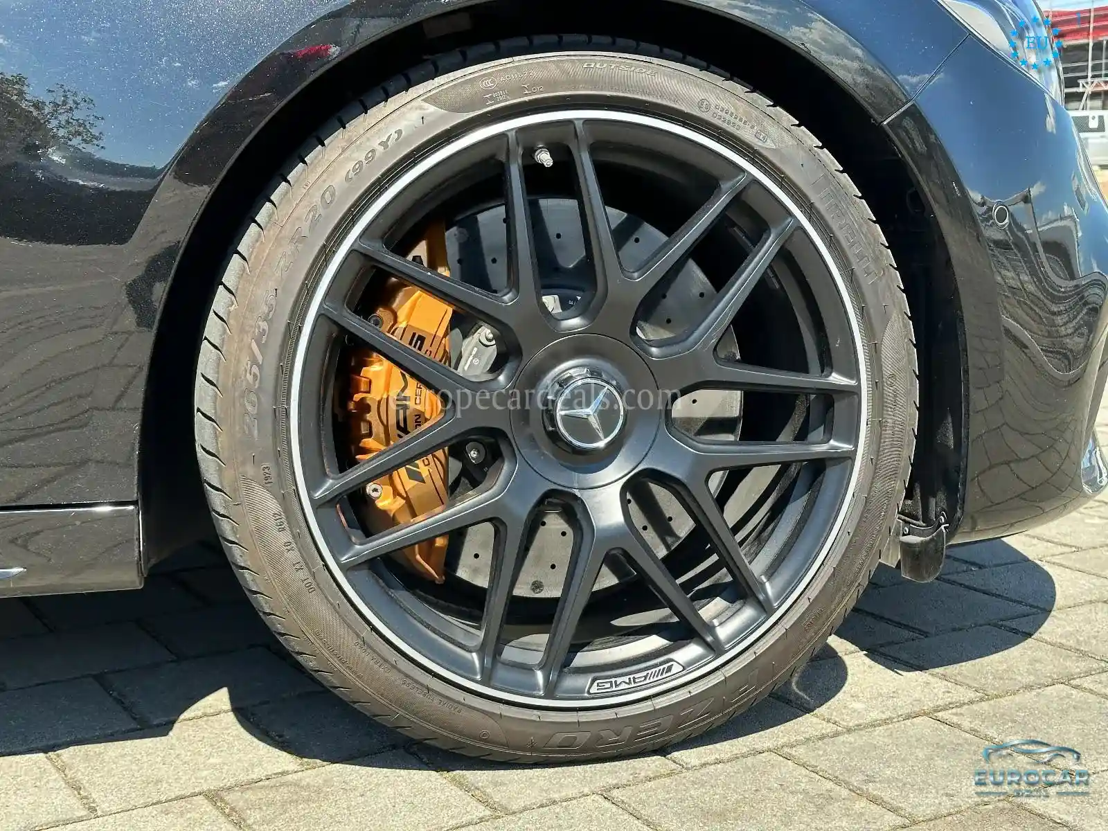 Mercedes-Benz E 63 AMG