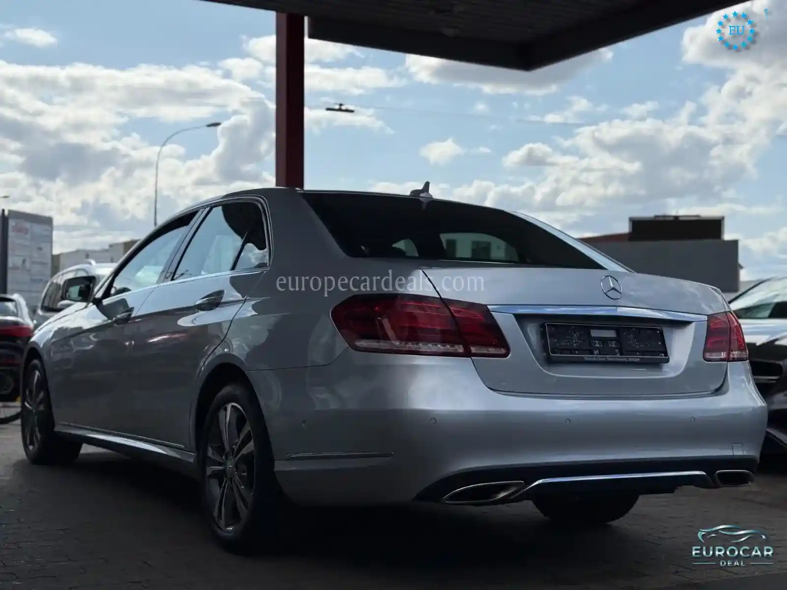 Mercedes-Benz E 200