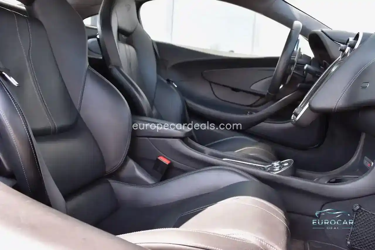 McLaren 570S