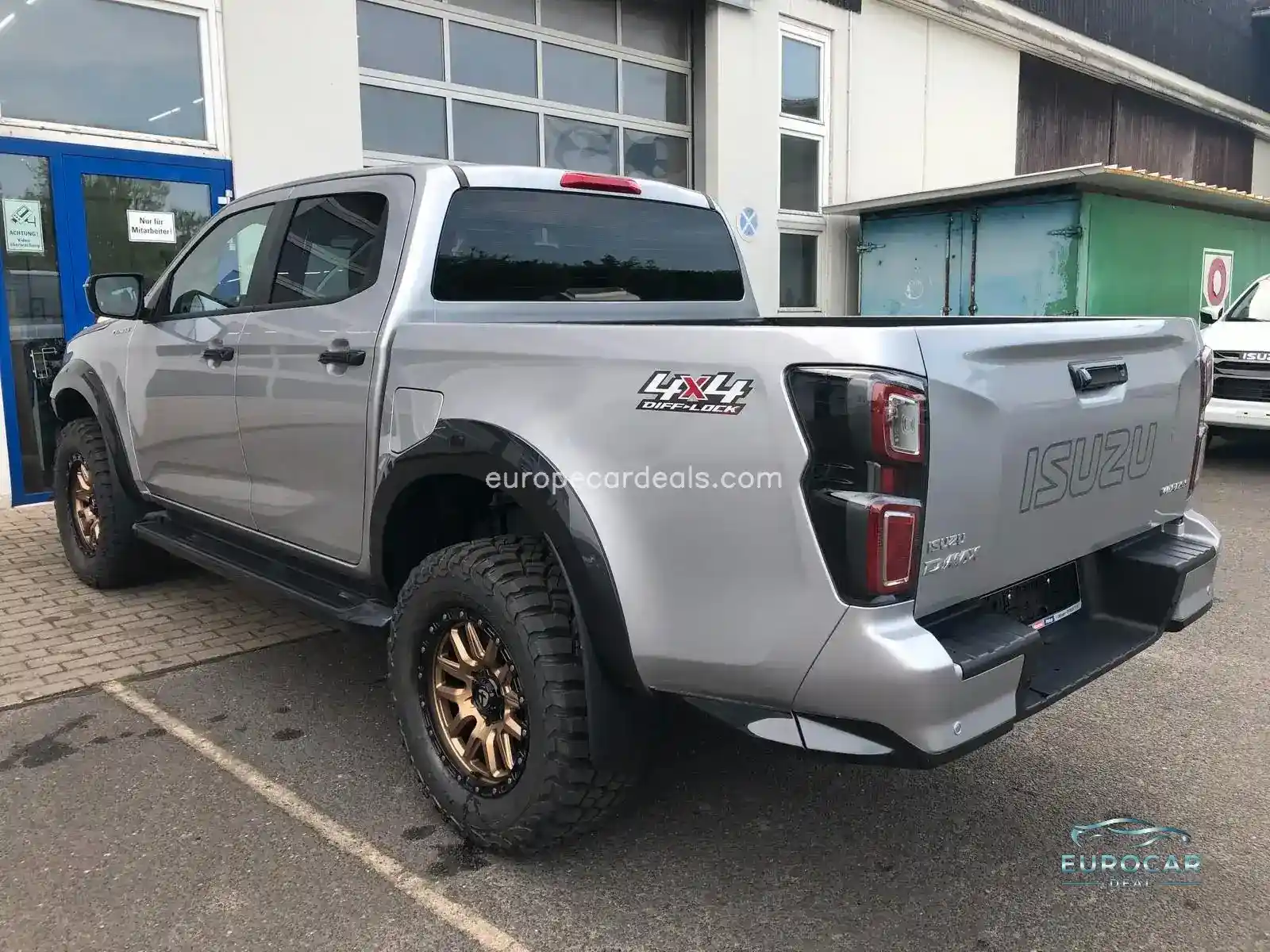 Double Cab 4×4 V-Cross MT +Offroad+Winde+