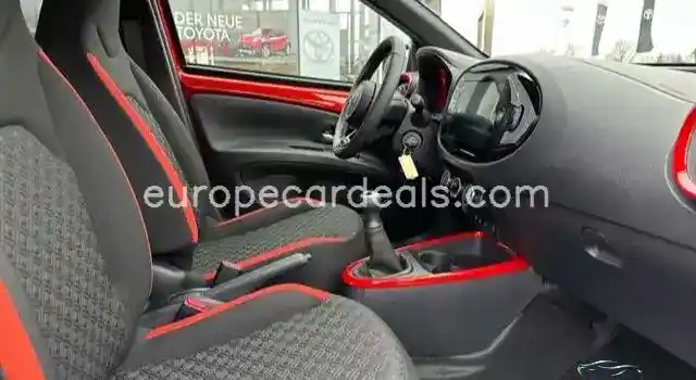 Toyota Aygo (X)