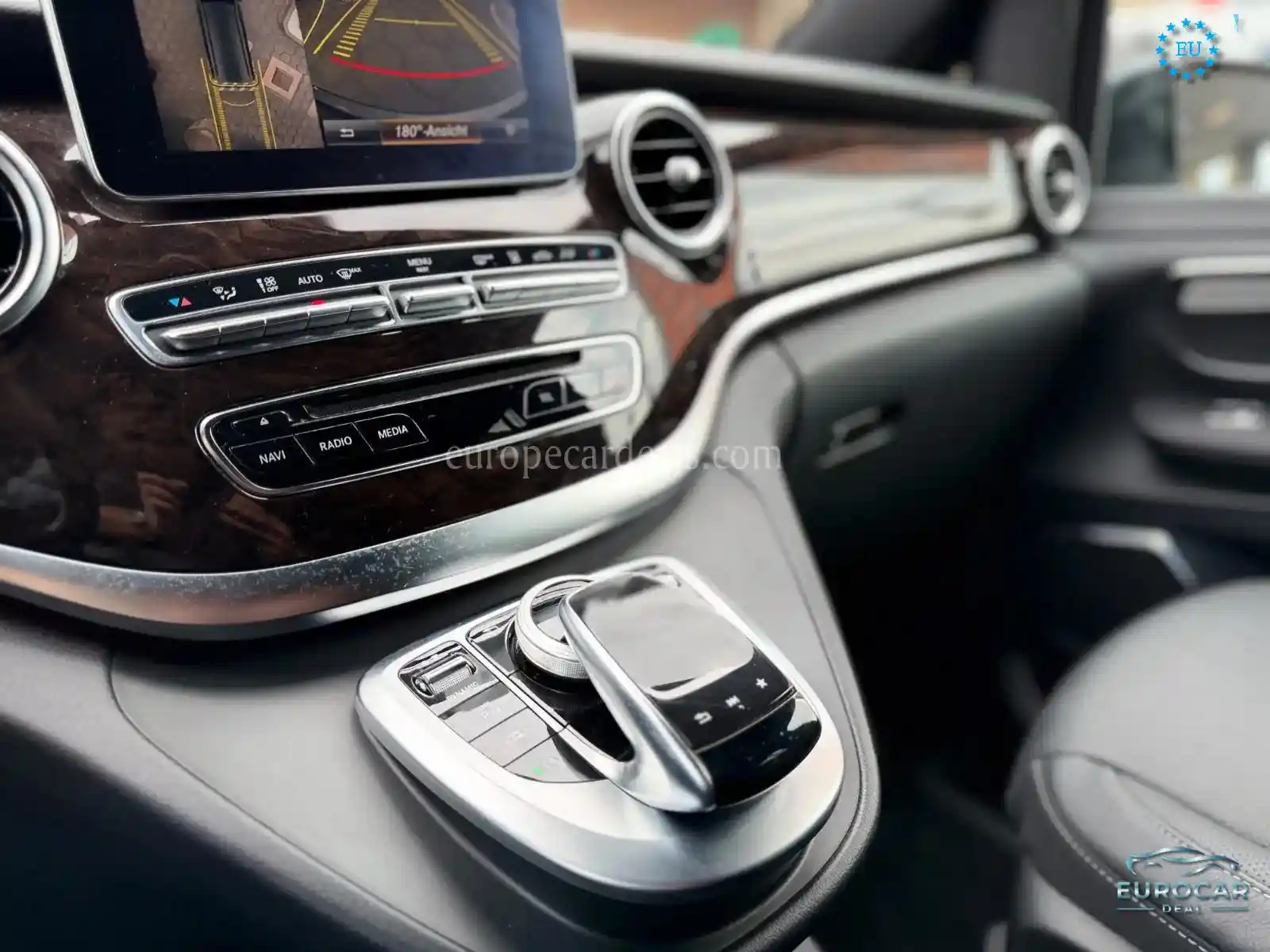 Mercedes-Benz V 250