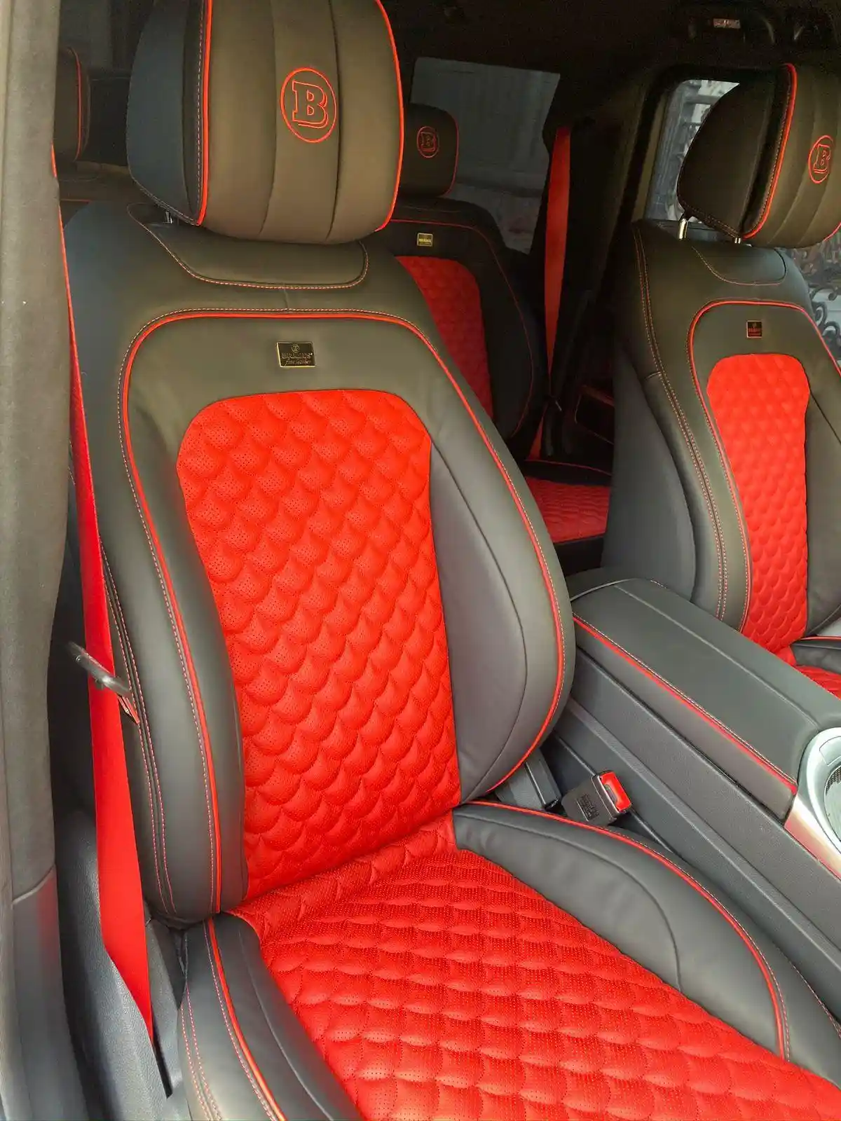 Mercedes-Benz G 500