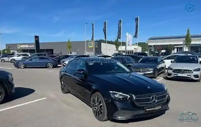 Mercedes-Benz E 200