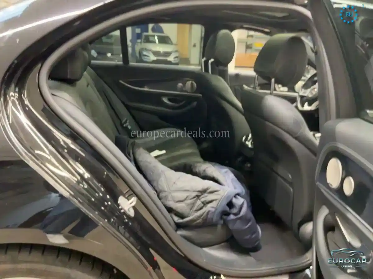Mercedes-Benz E 63 AMG
