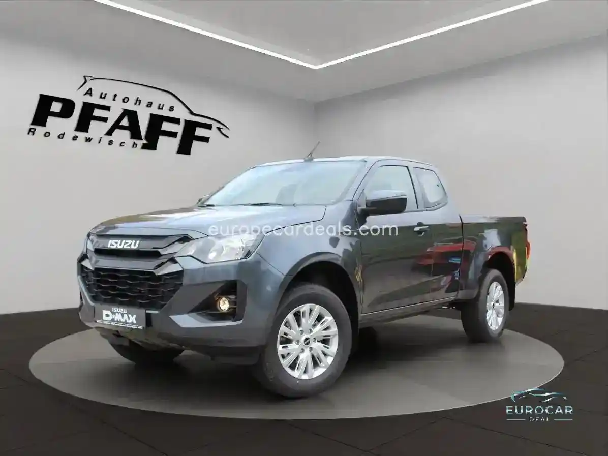 Space Cab 4×4 LS | VERFÜGBAR