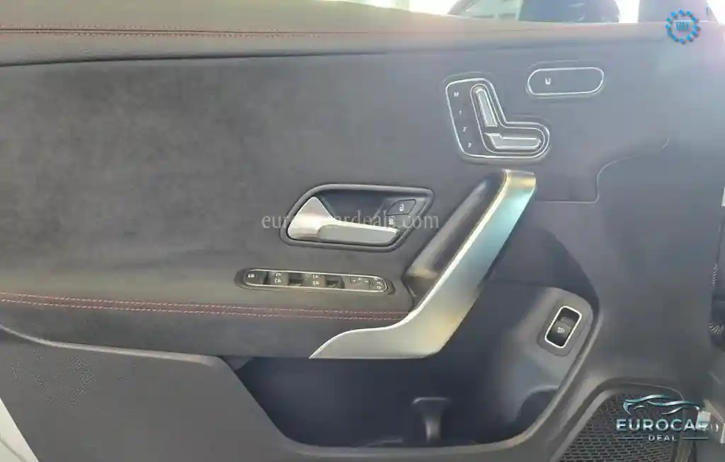 Mercedes-Benz CLA 220