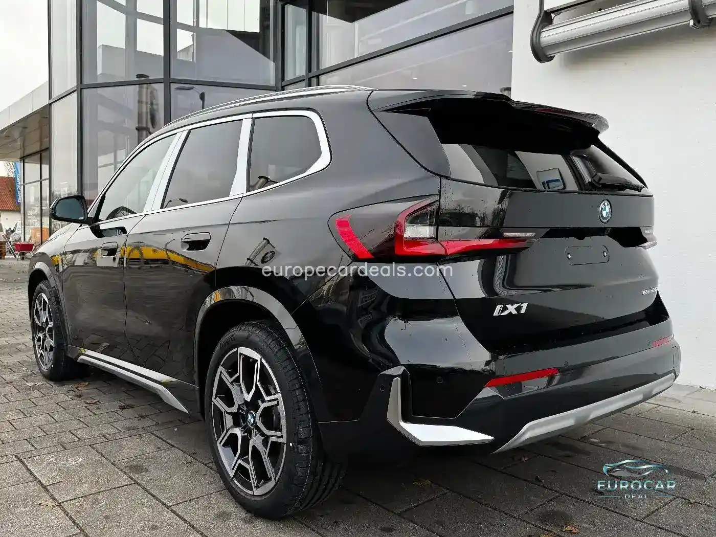 BMW iX1