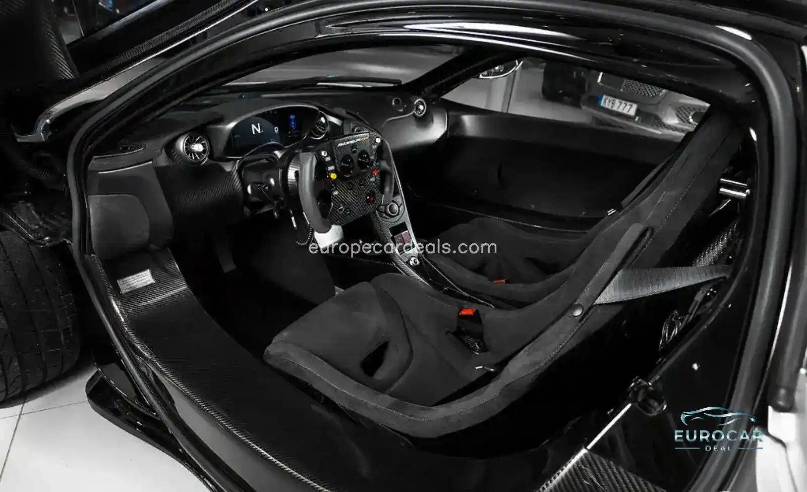 McLaren P1