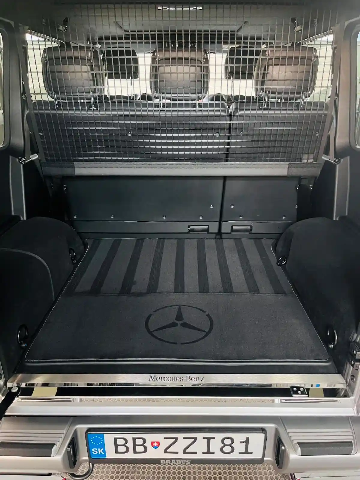 Mercedes-Benz G 500