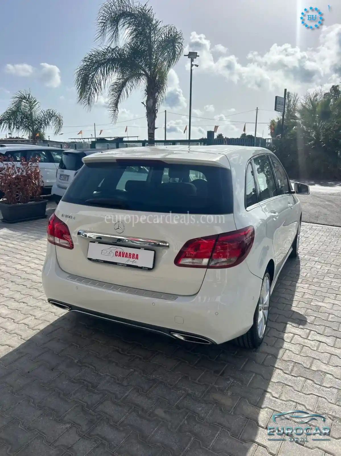 Mercedes-Benz B 180