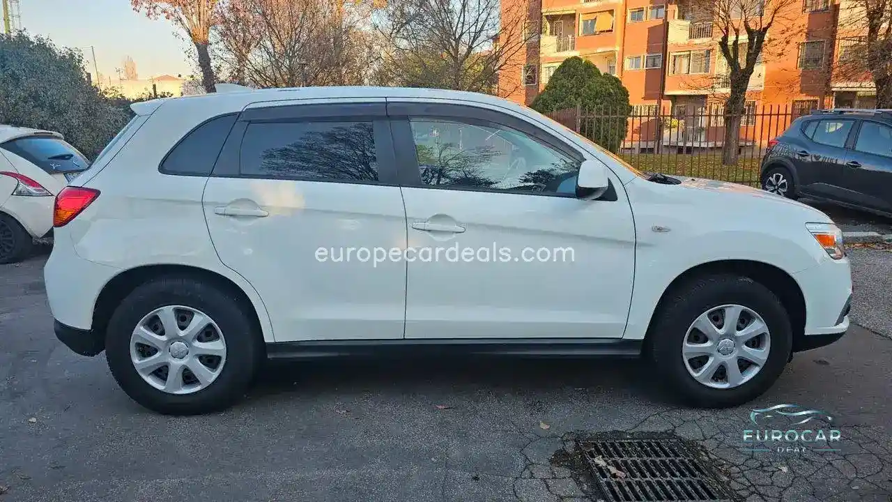 Mitsubishi ASX