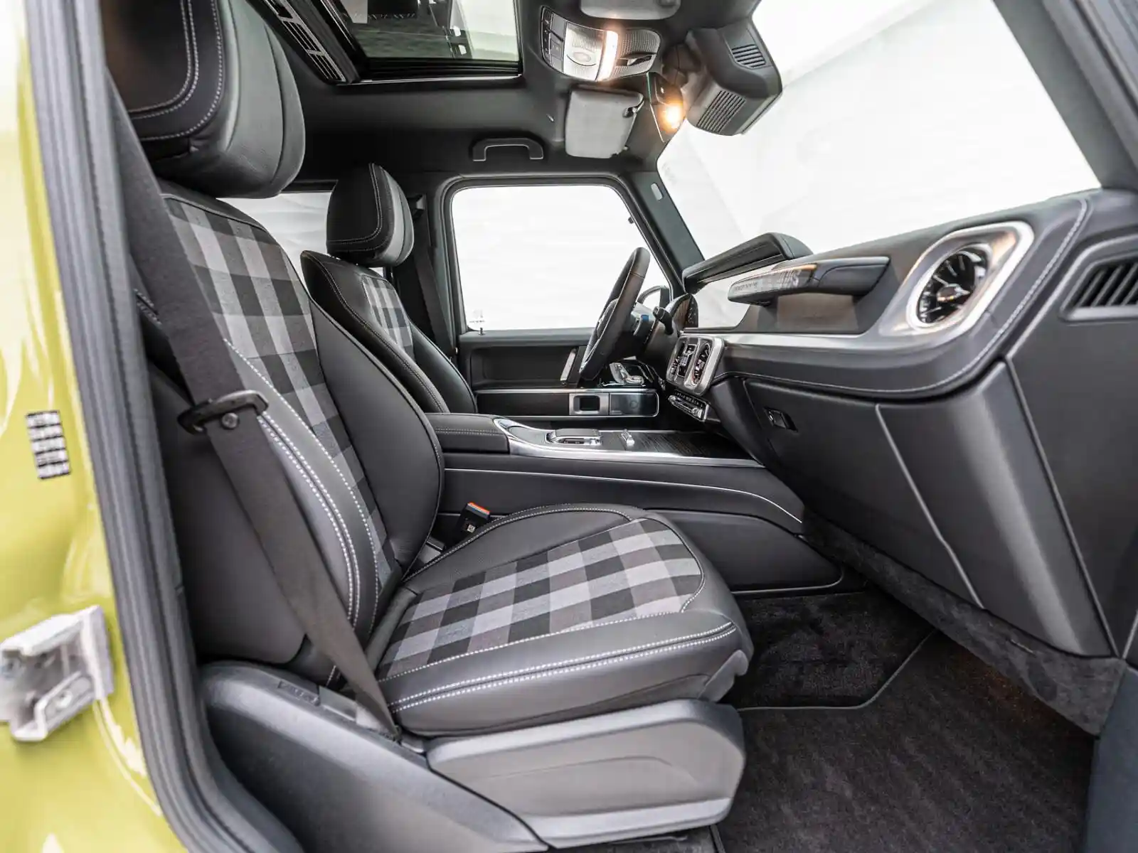Mercedes-Benz G 500