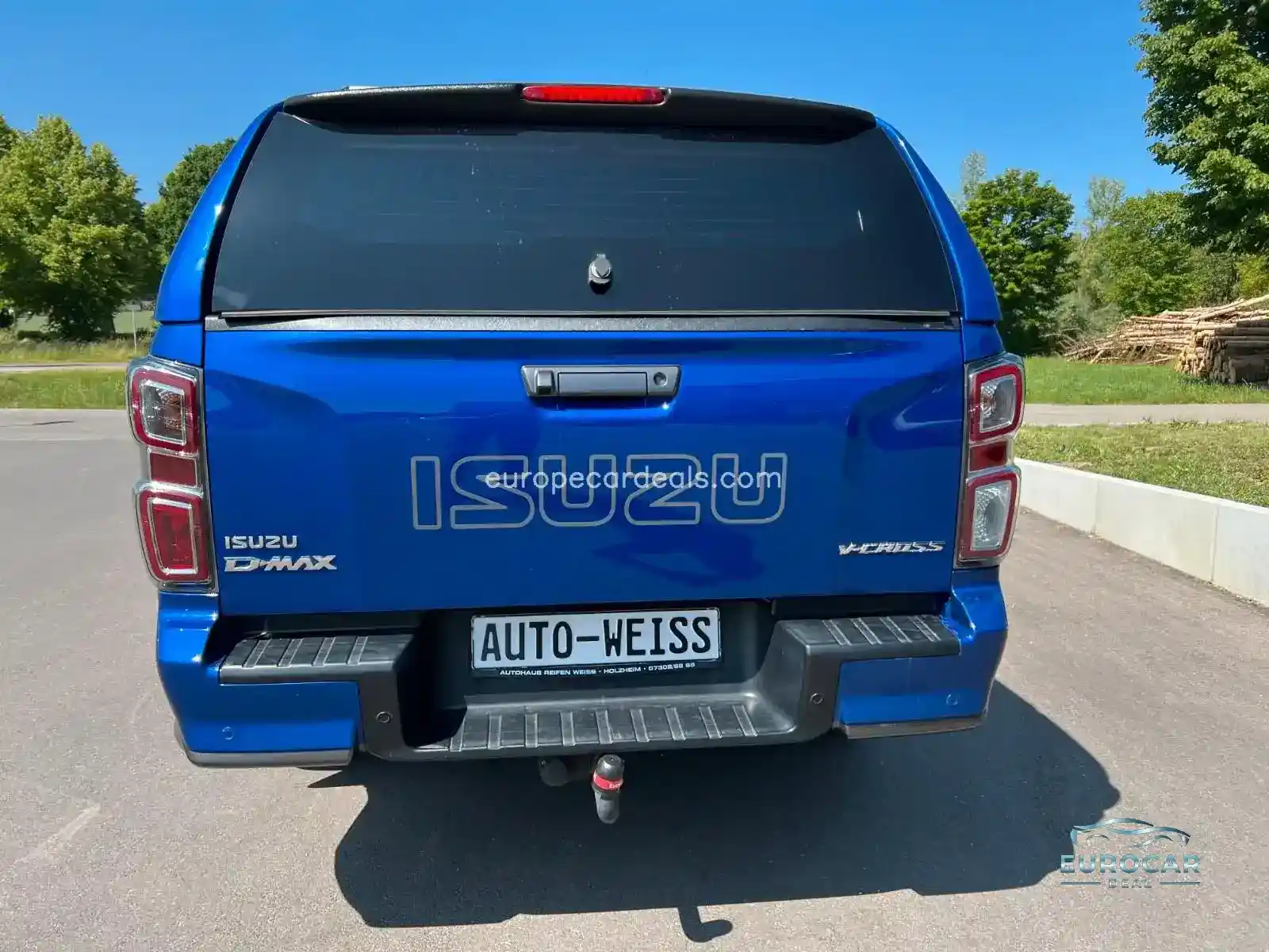 Double Cab 4WD V-CROSS,HARDTOP,AHK,UVM….