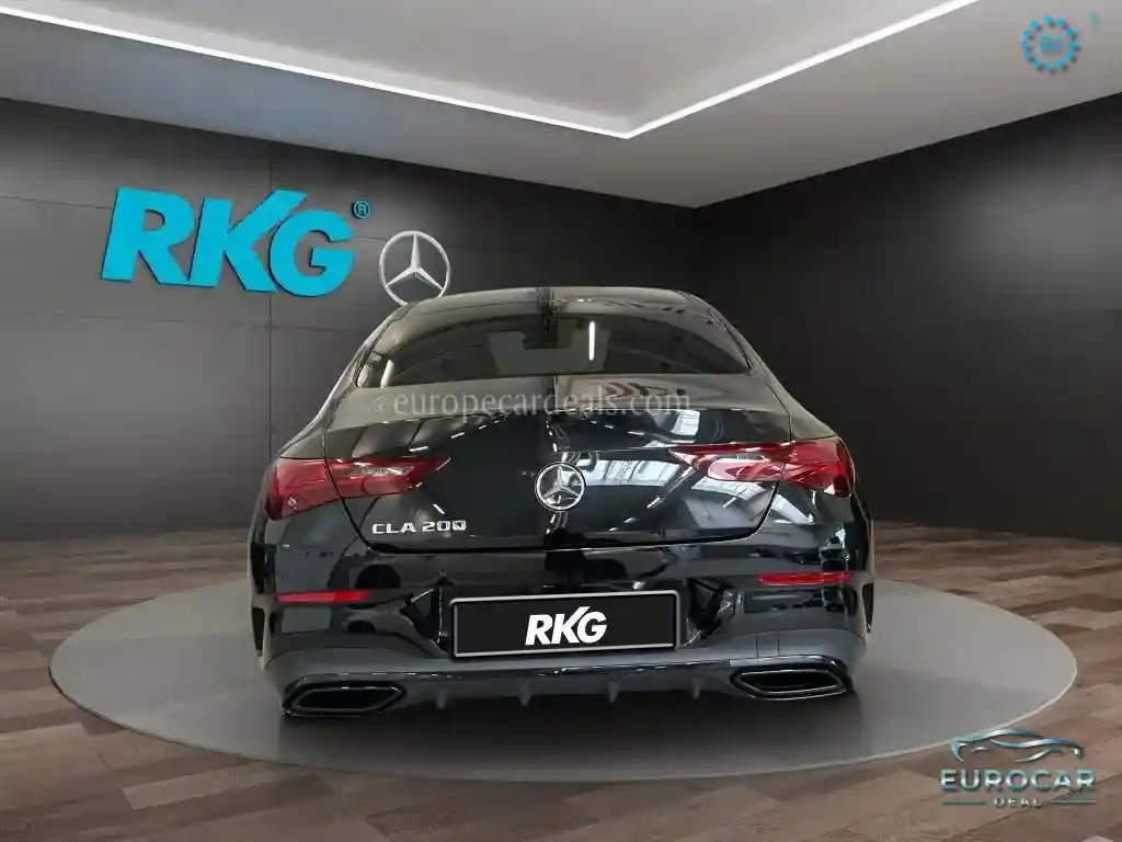 Mercedes-Benz CLA 200