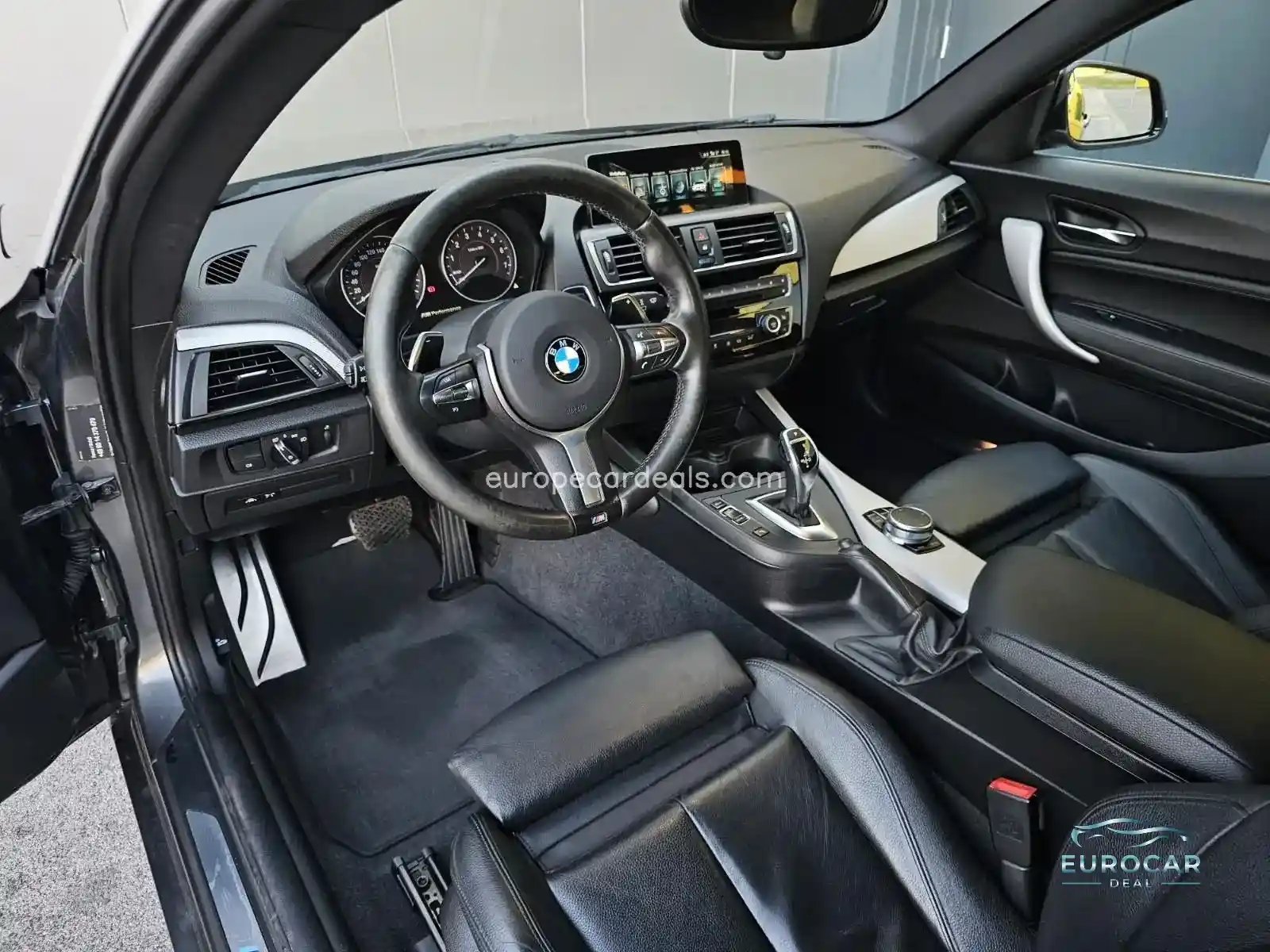 BMW M140i