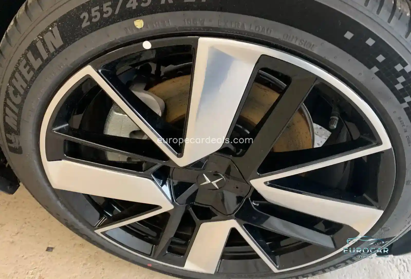 Polestar 4