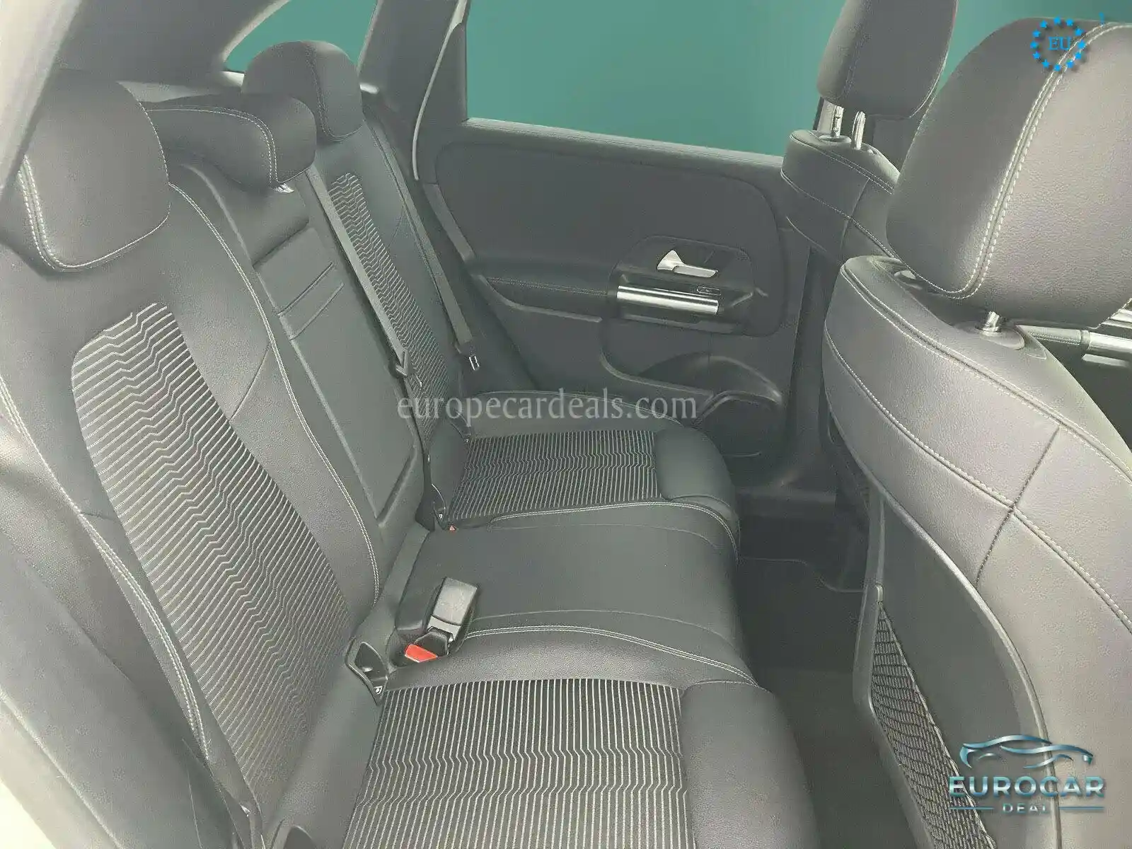 Mercedes-Benz B 220
