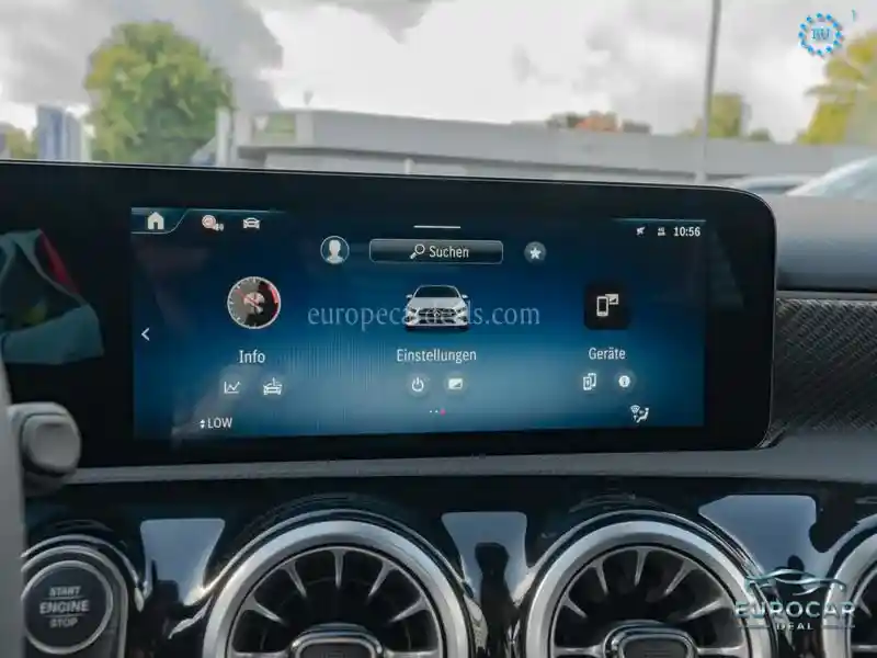 Mercedes-Benz A 220