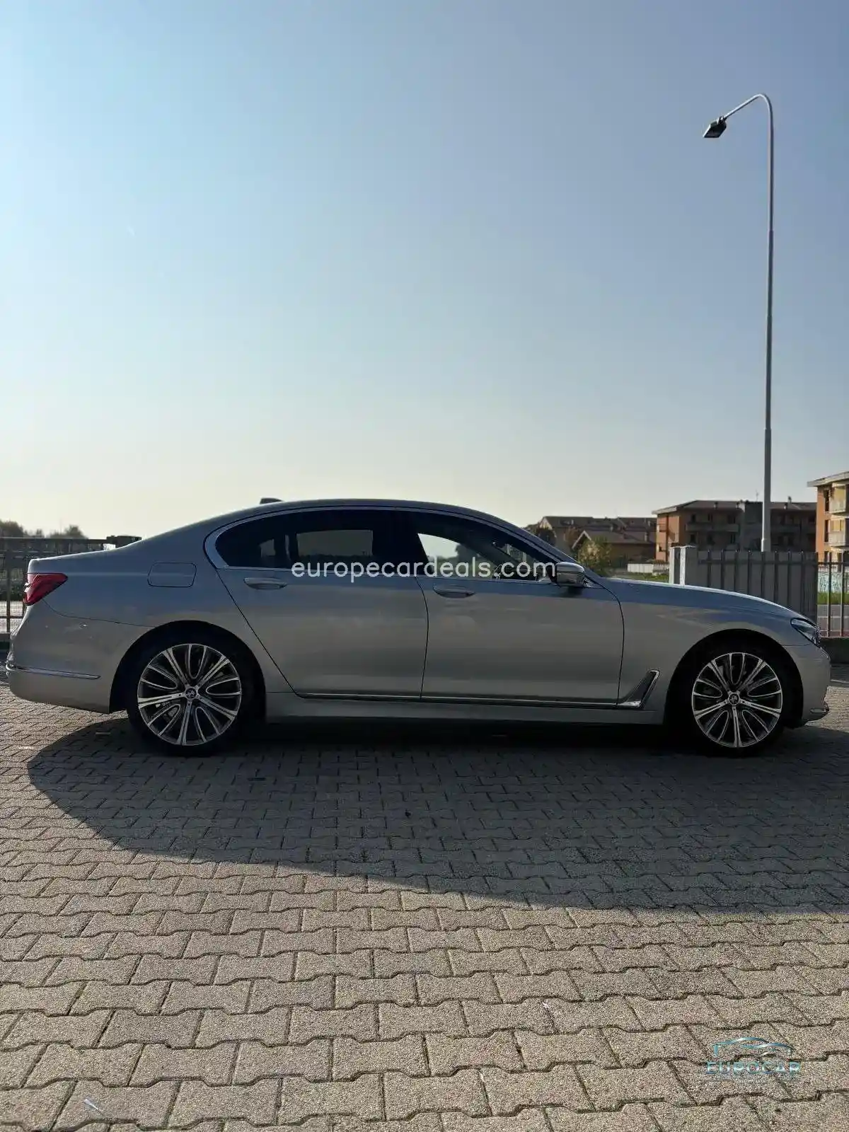 BMW 750