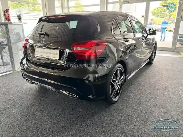 Mercedes-Benz A 180