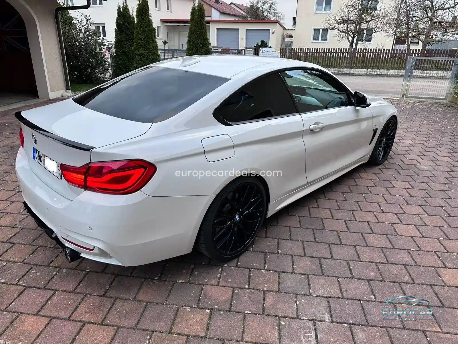 BMW 324